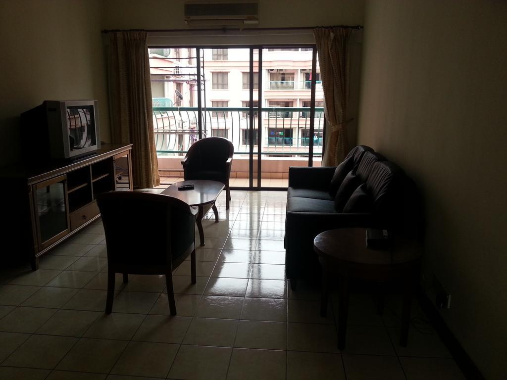 Homestay Marina Court Kota Kinabalu Room photo