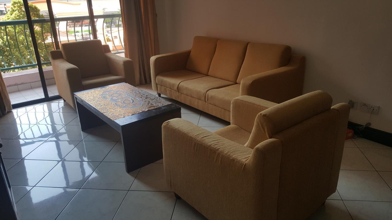 Homestay Marina Court Kota Kinabalu Exterior photo